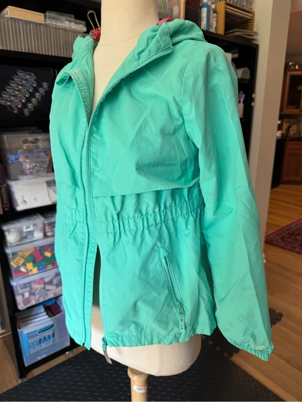 Champion girls hooded raincoat sz 10/12